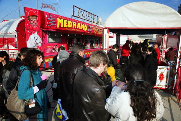 Service traiteur pour cocktail dînatoire ou anniversaire dans les Bouches-du-Rhône