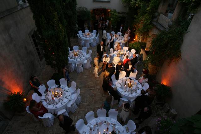 Notre zone d'activité pour ce service Prestation traiteur mariage avec buffet chaud